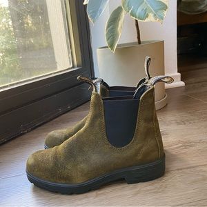 Olive green suede Blundstones